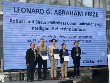 Zum Artikel "IEEE ComSoc Leonard G. Abraham Prize for former and current IDC members"